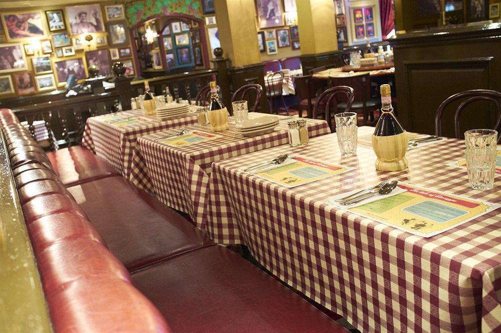 Village Hotel Blackpool Eksteriør bilde