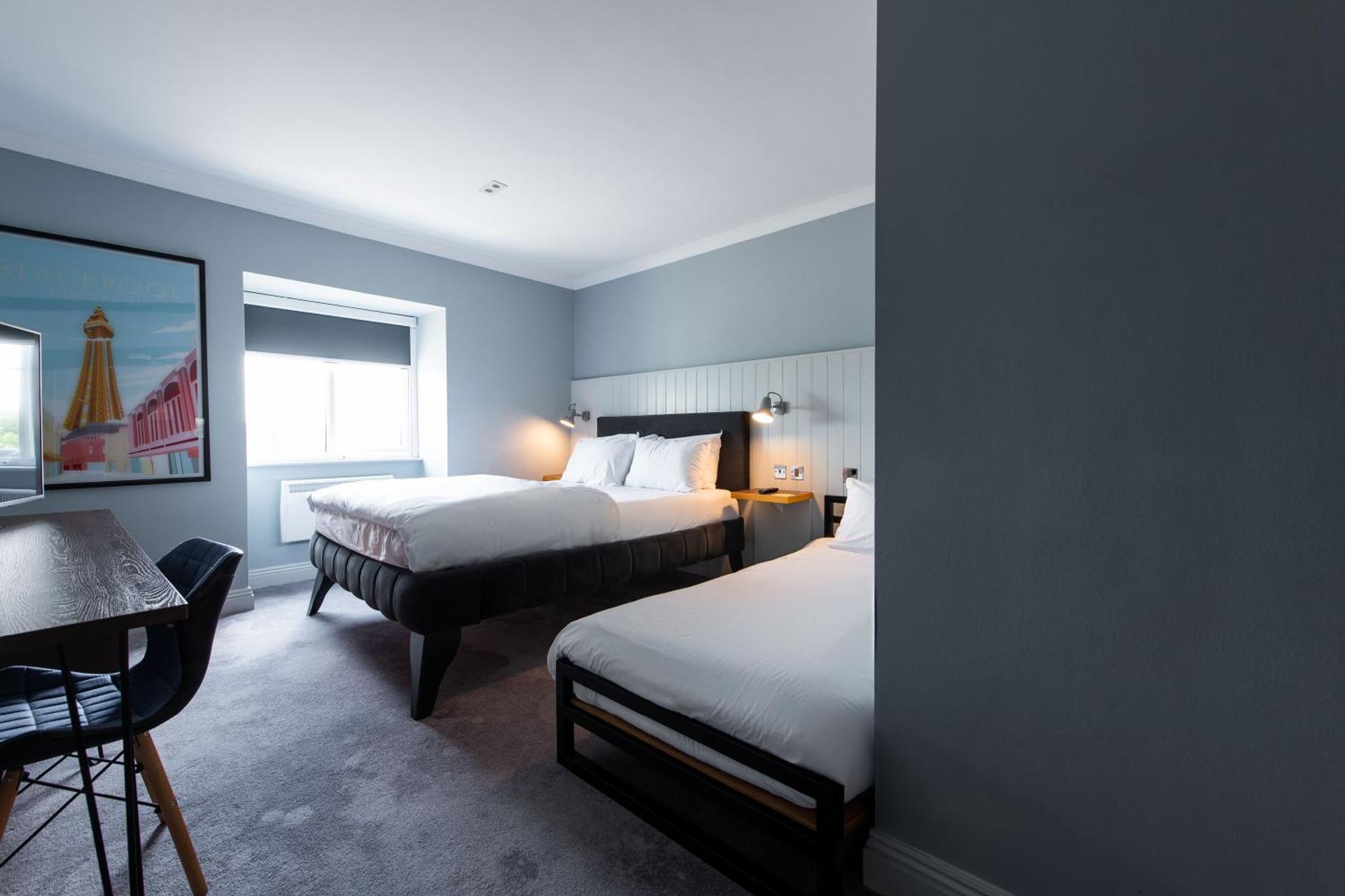 Village Hotel Blackpool Eksteriør bilde