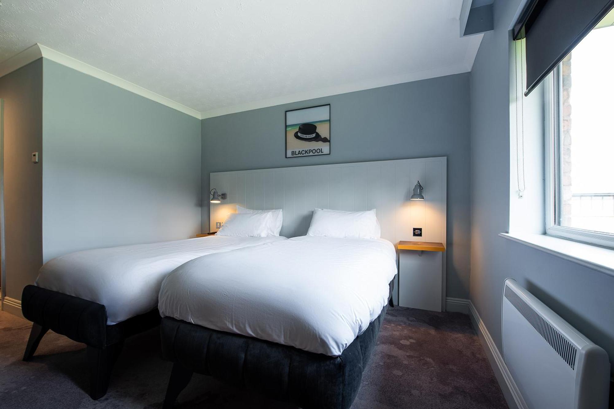 Village Hotel Blackpool Eksteriør bilde